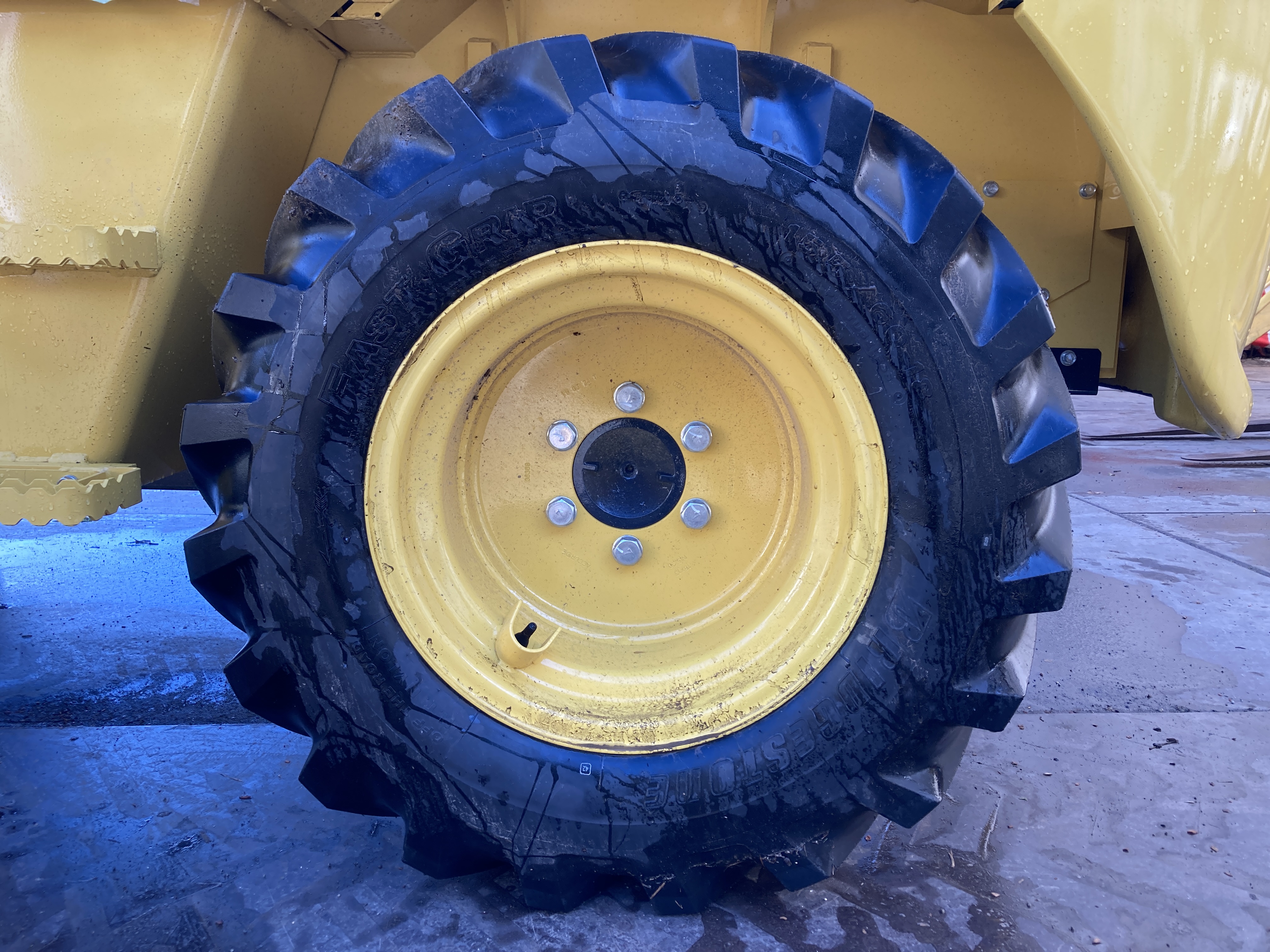 ヤンマー V4-7 2024 R6年式 11時間 - 画像 7