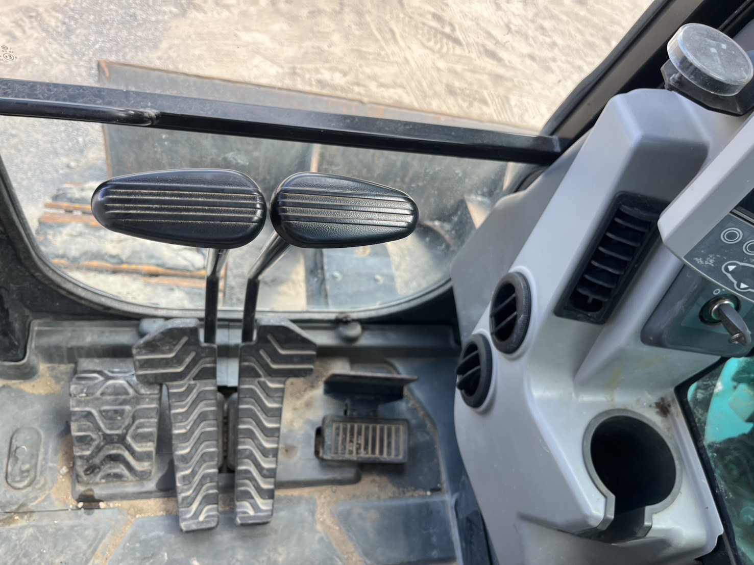 キャタピラー 314ESR 2015 H27年式 3875時間 - 画像 13