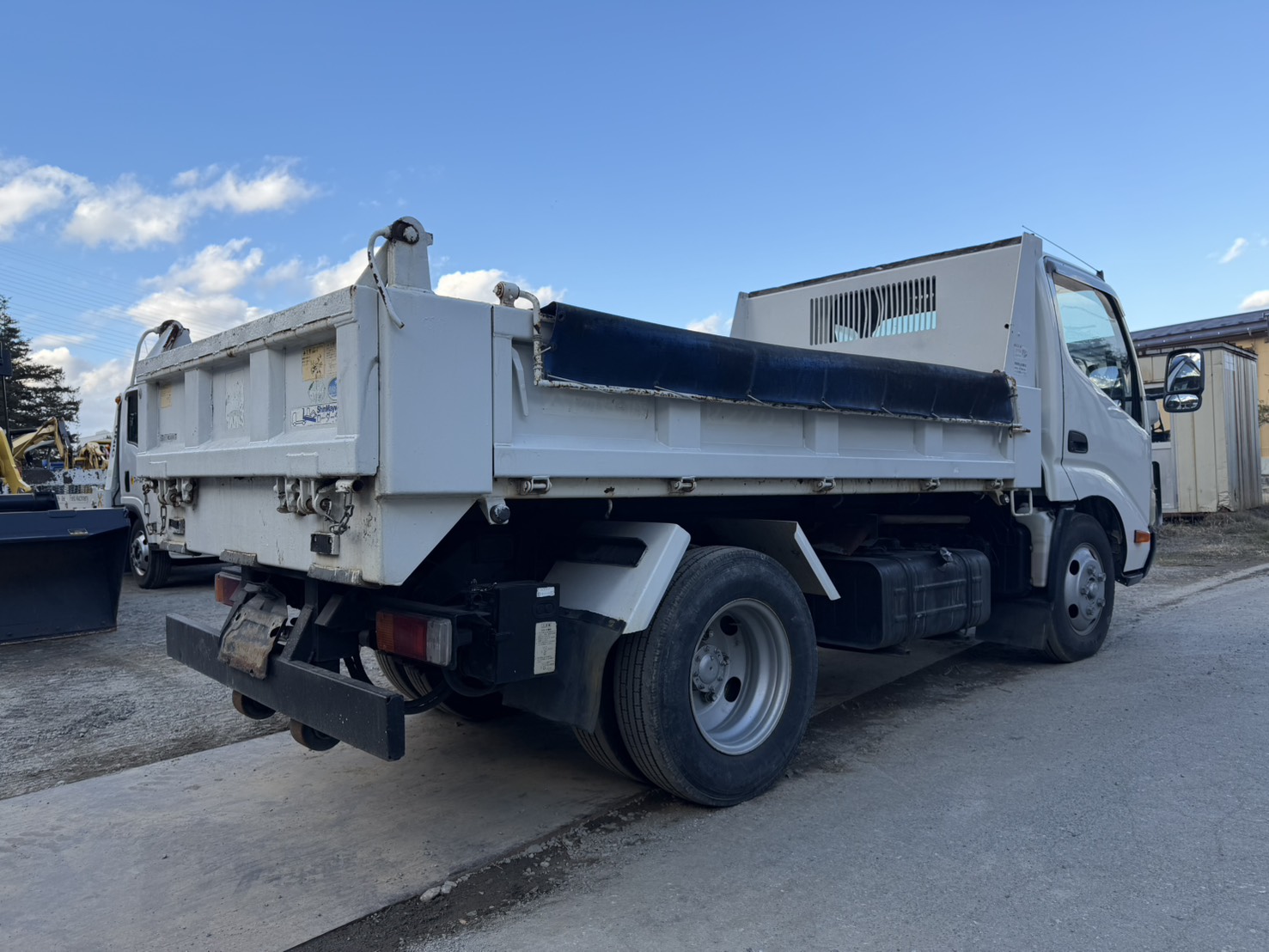 長野発★日野 デュトロ　3tローダーダンプ　XZU620T 2012 H24年式 102684km★レンタル可★ - 画像 2